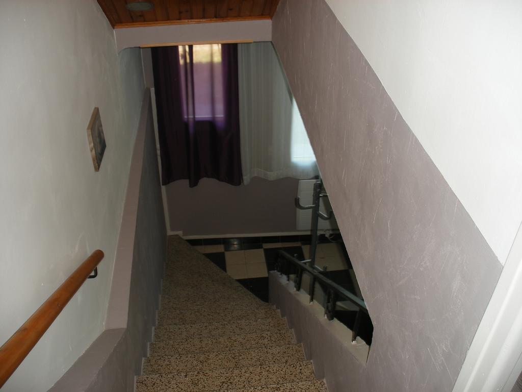 Petite Maison De Village Hébergement de vacances